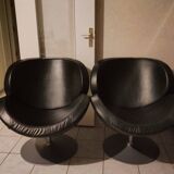 Shell armchair