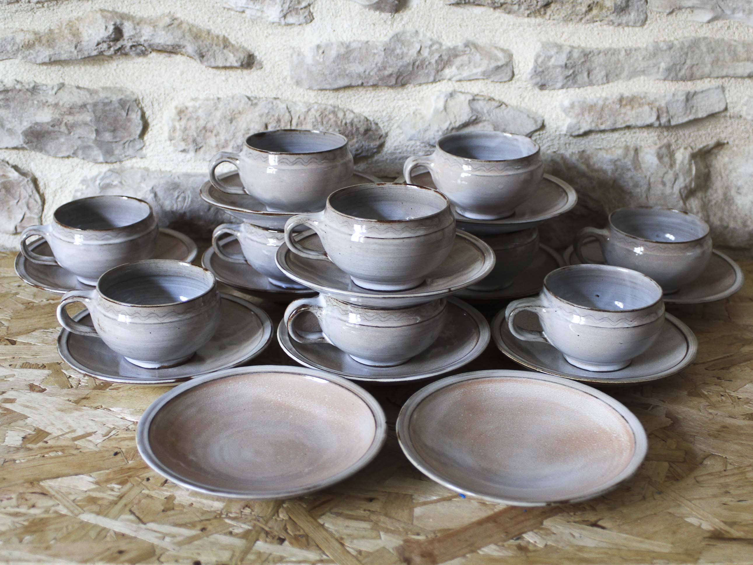 Set of 10 coffee cups and saucers Chantal and Thierry Robert