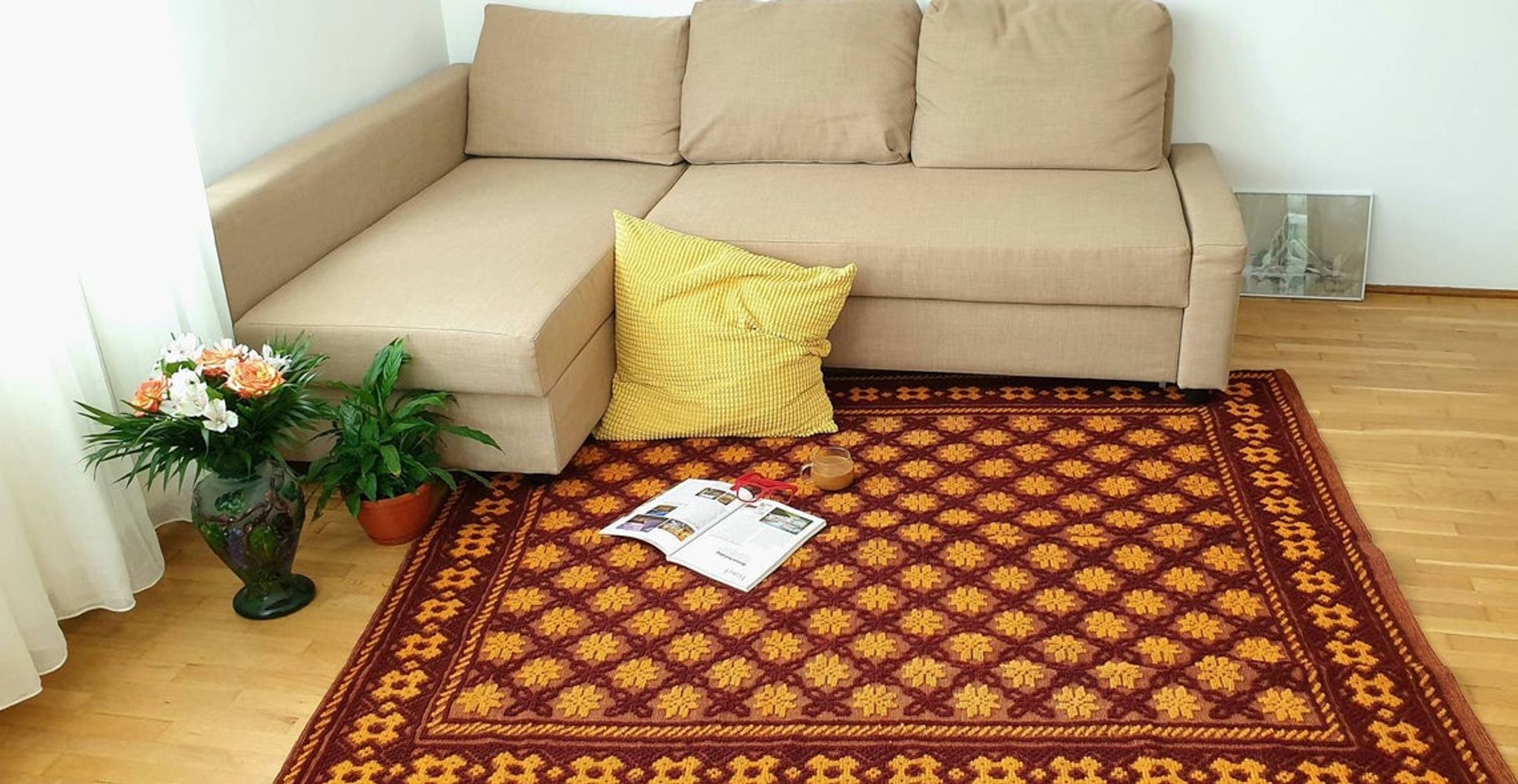 Tapis Roumain en laine tissée à la main