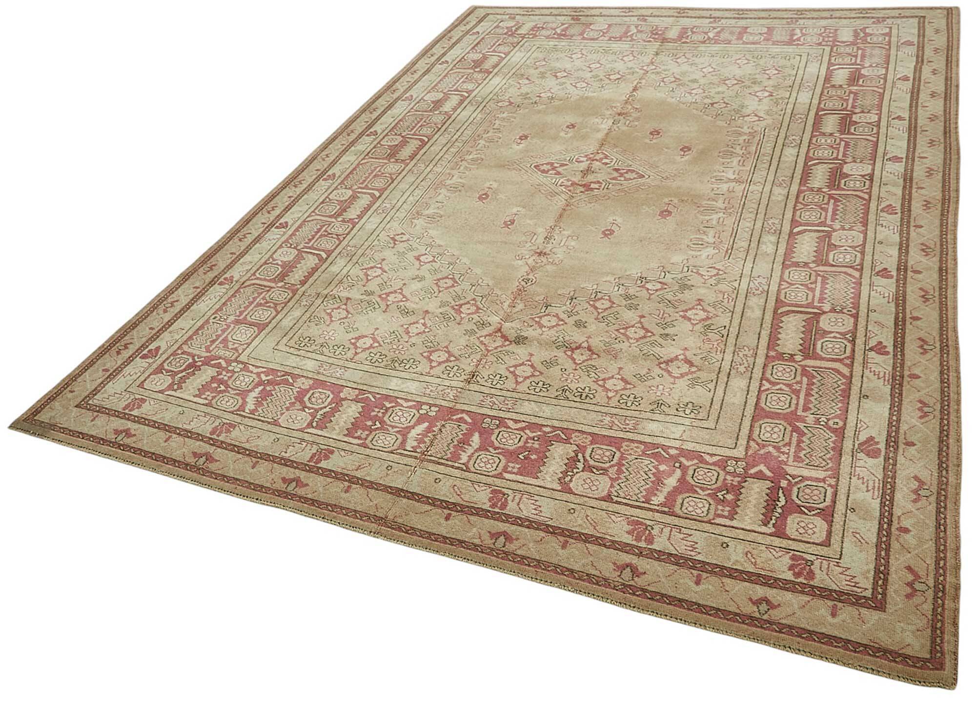 Turkish Vintage Anatolian Rug 210 cm x 324 cm