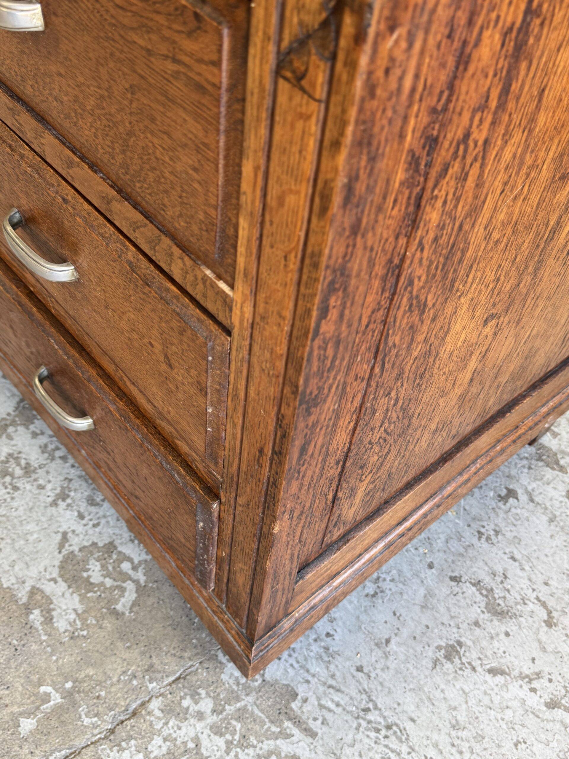 Commode en marbre