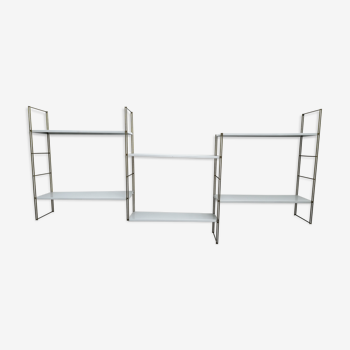 String triple shelf