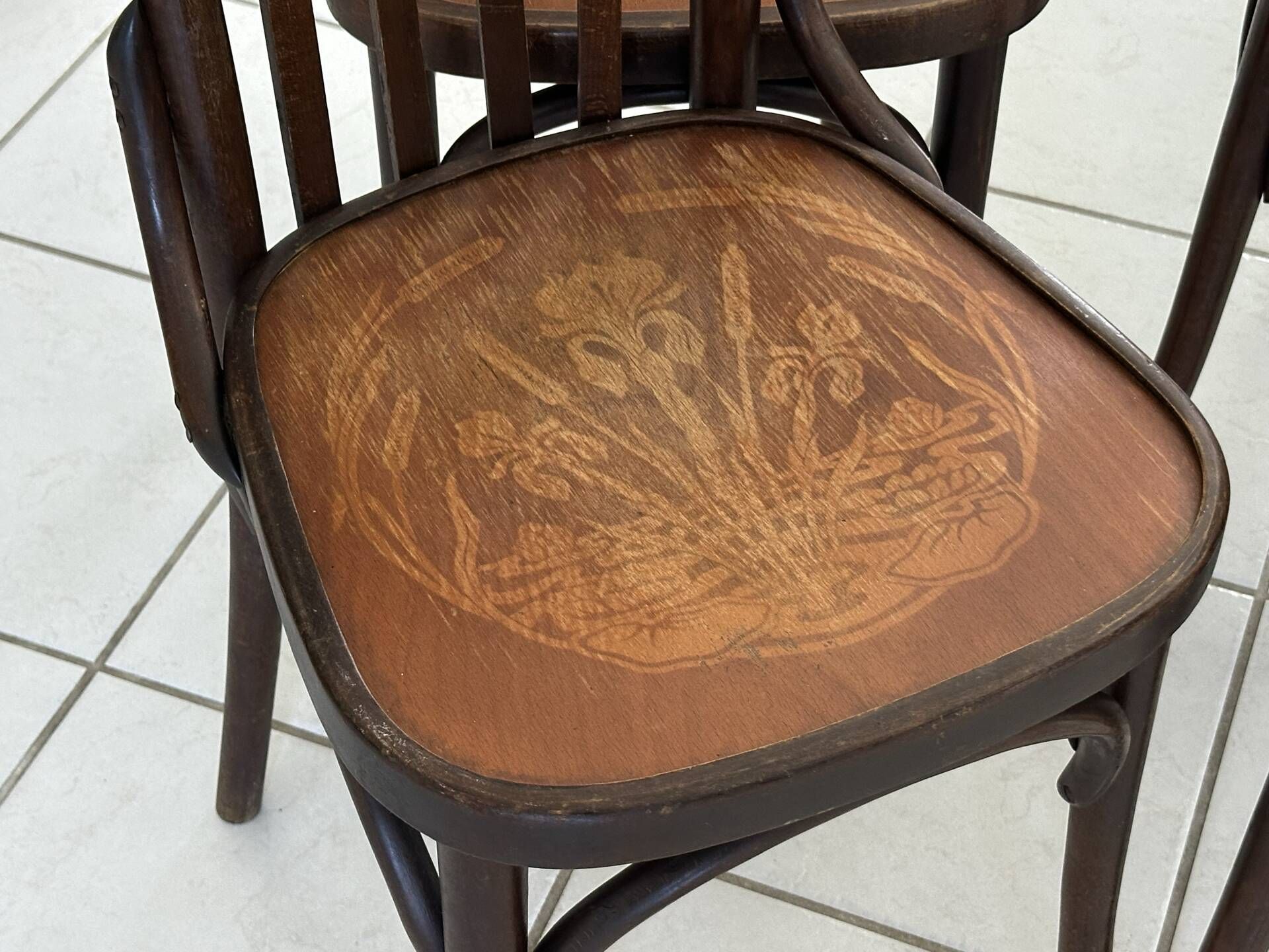 Set of 4 vintage bistro chairs from the 1960s.