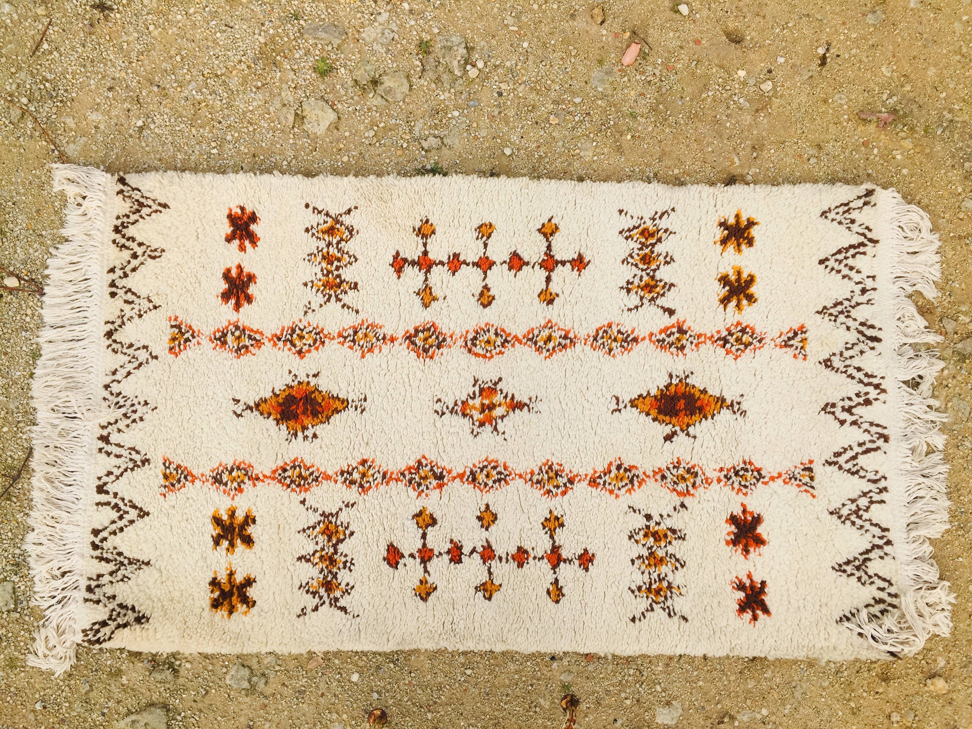 Berber carpet morocco middle atlas 160x94 cm