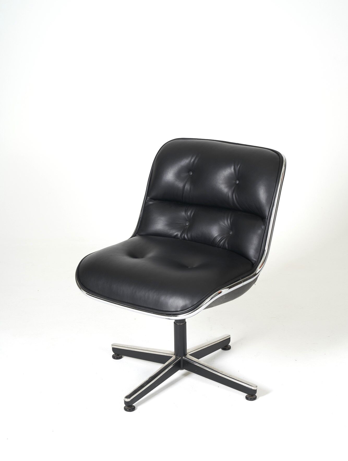 Charles Pollock office chair, Edition Knoll International
