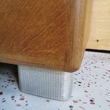 Kitchen cabinet