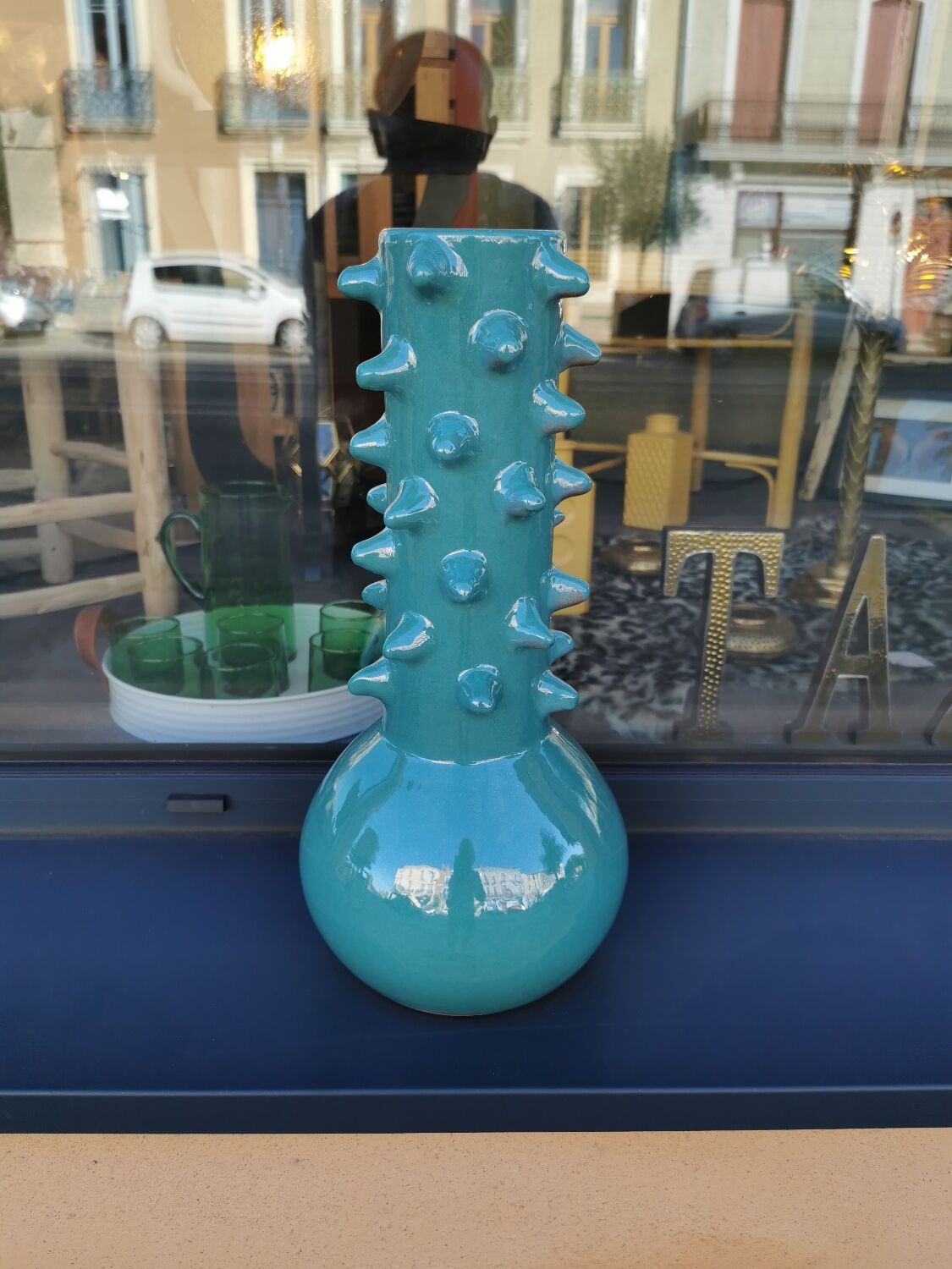 Large vase with ceramic spikes Morocco