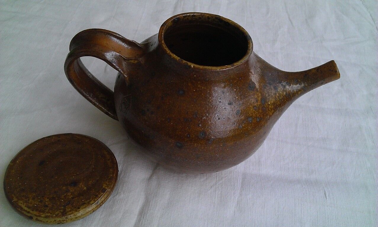 Charles Gaudry's sandstone teapot, Saint Amand sandstone of Puysaye