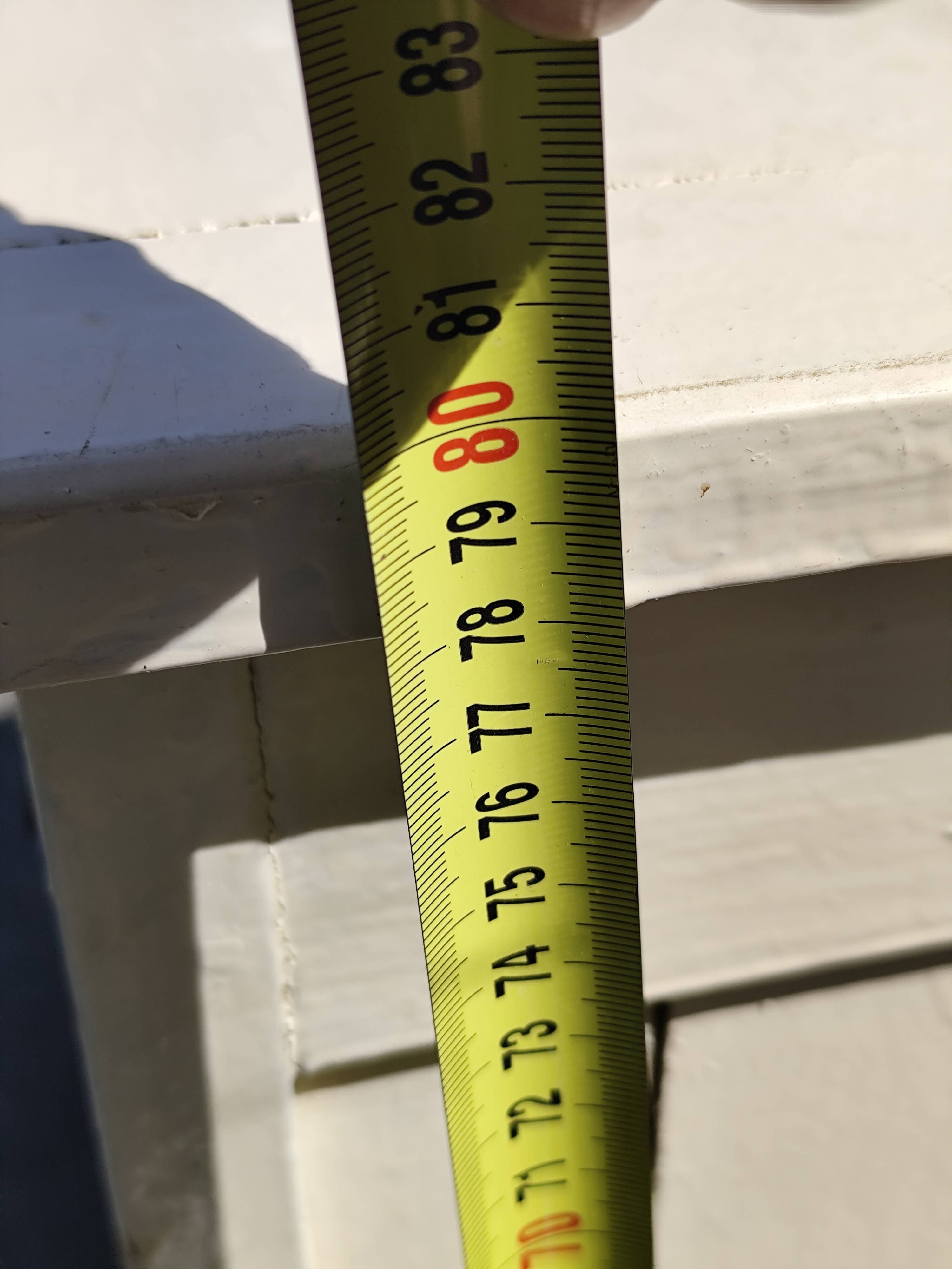 Small Parisian sideboard with one drawer and two doors, white lacquered