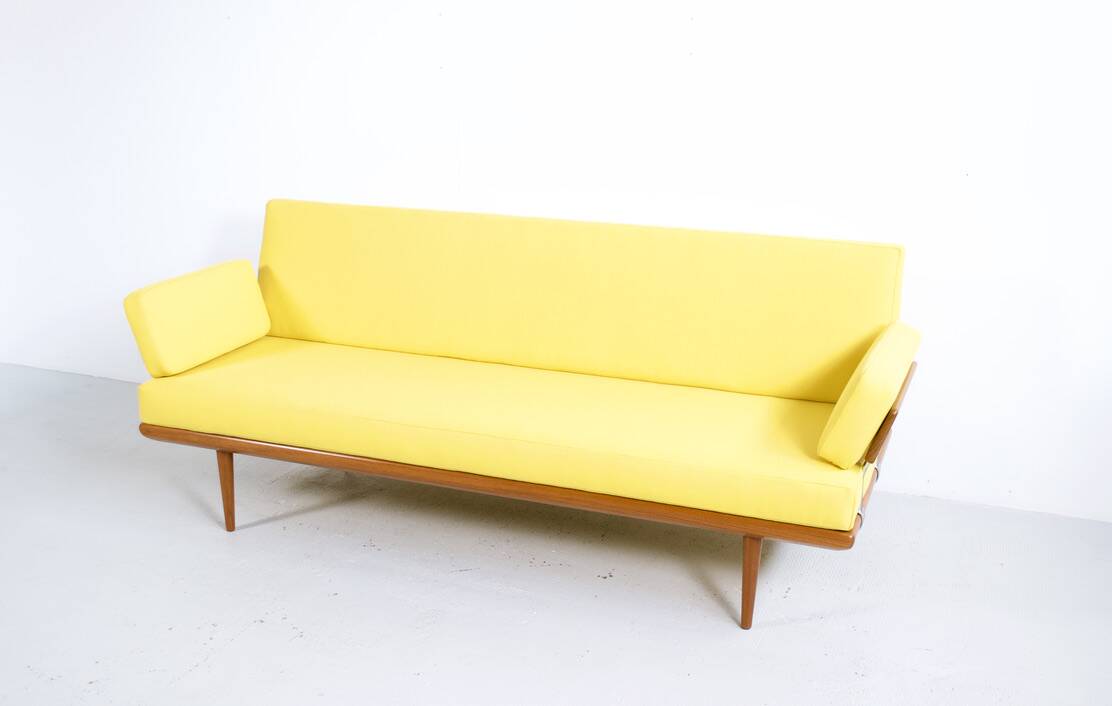 DAYBEB MODEL MINERVA PETER HVIDT & ORLA MØLGAARD NIELSEN FRANCE & SON 1954