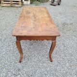 Table de ferme XVIIIème style Louis XV en merisier
