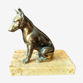 Serre livre  sculpture de chien régule sur plaque de marbre