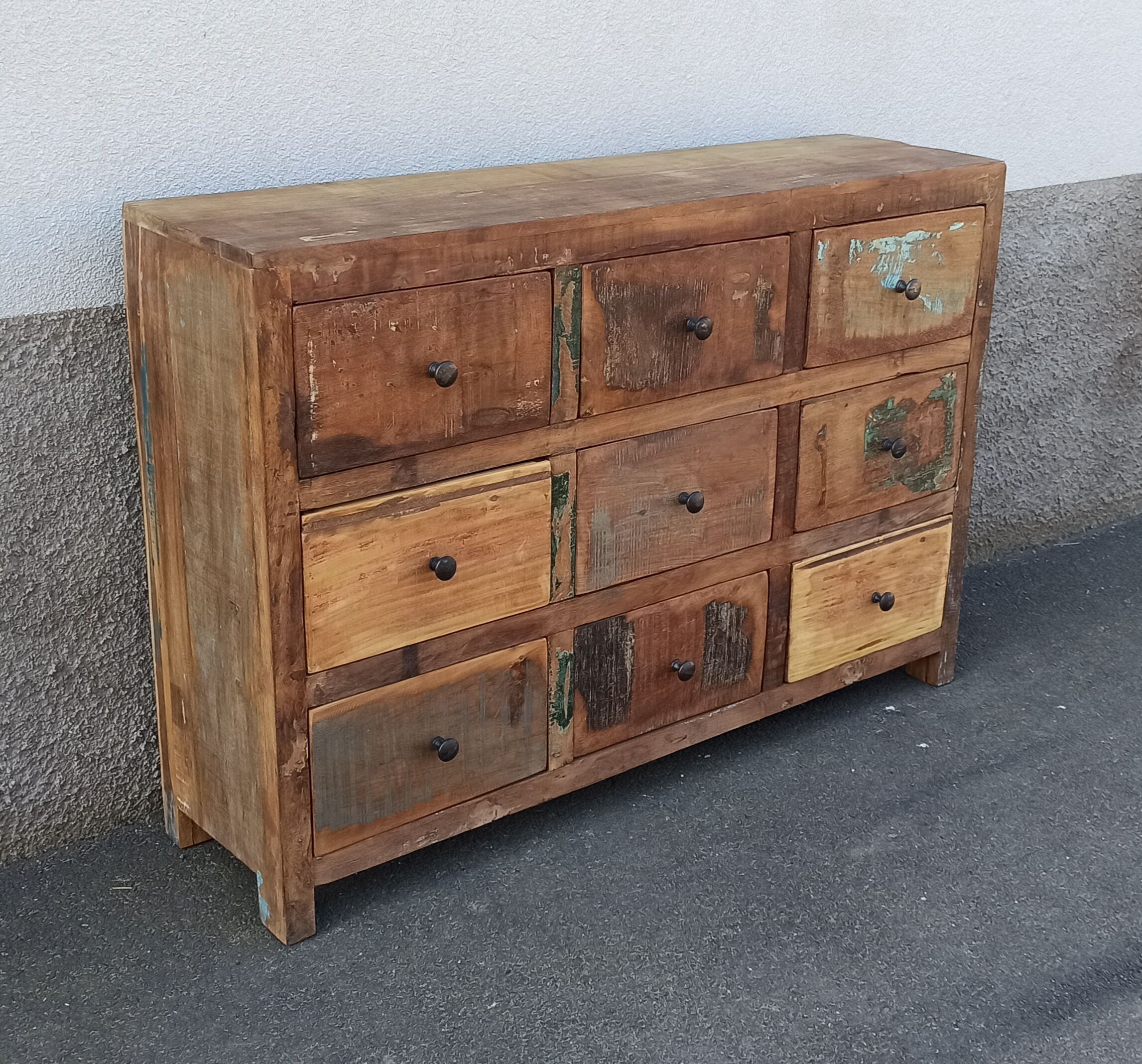 Commode en bois 9 tiroirs