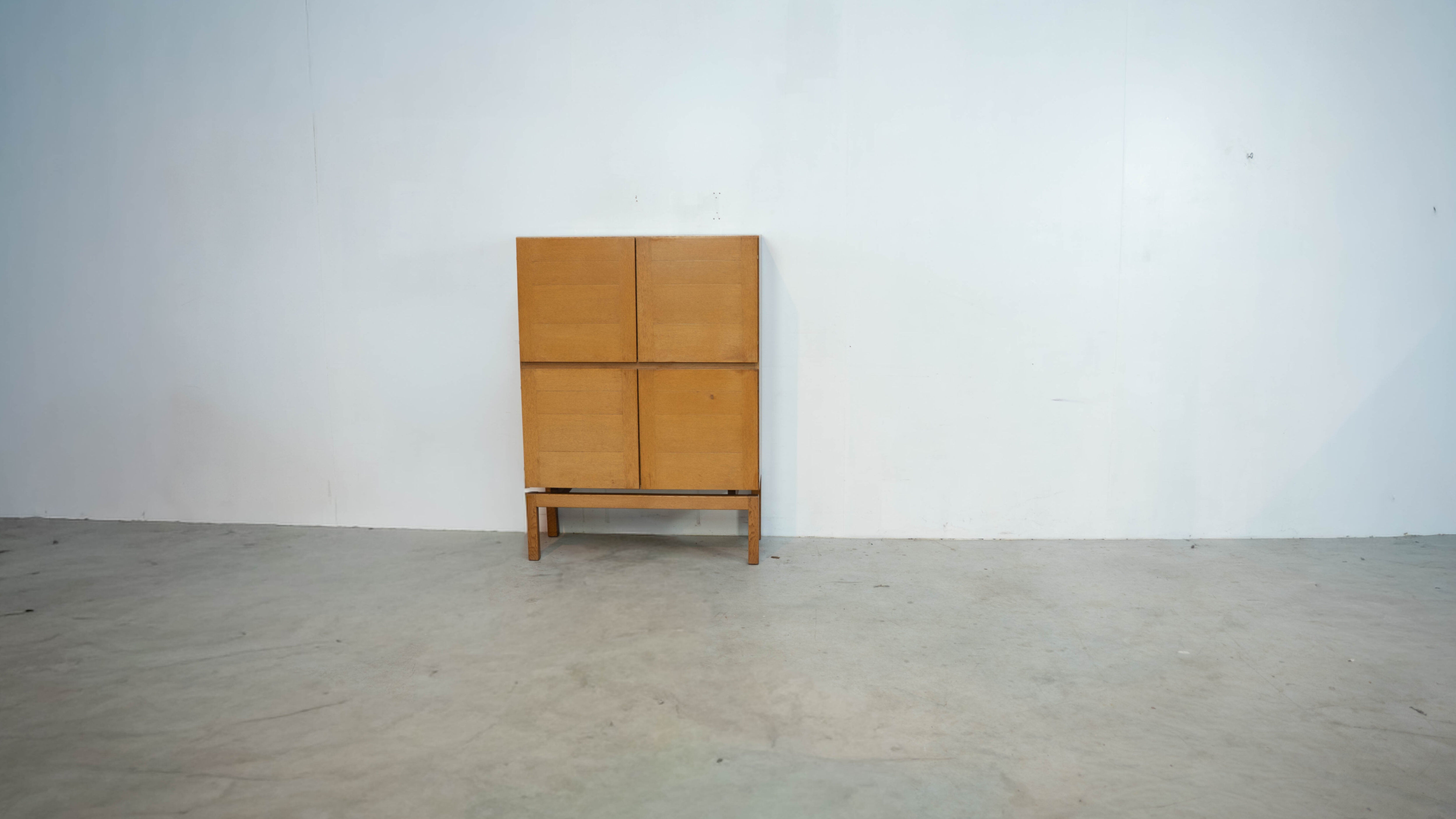 Belgian "Vanda" highboard