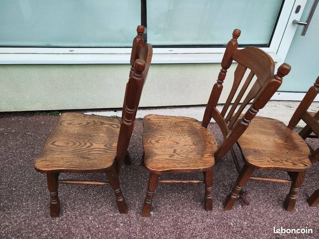 Set of 4 solid wood chairs
