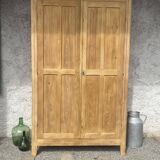 Armoire parisienne