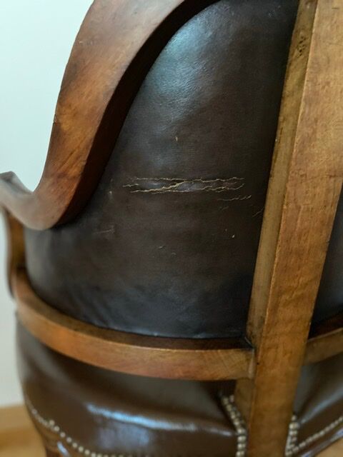 Late 19th century Louis XV-style office chair