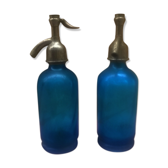 Pair of small vintage siphons
