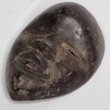 Passport mask, Dan in patinated wood – Ivory Coast, 20th century, 13 cm