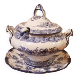 Tureen signed vestal. origin portugal.