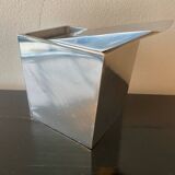 XO ashtray by Starck Model Ray Hollis