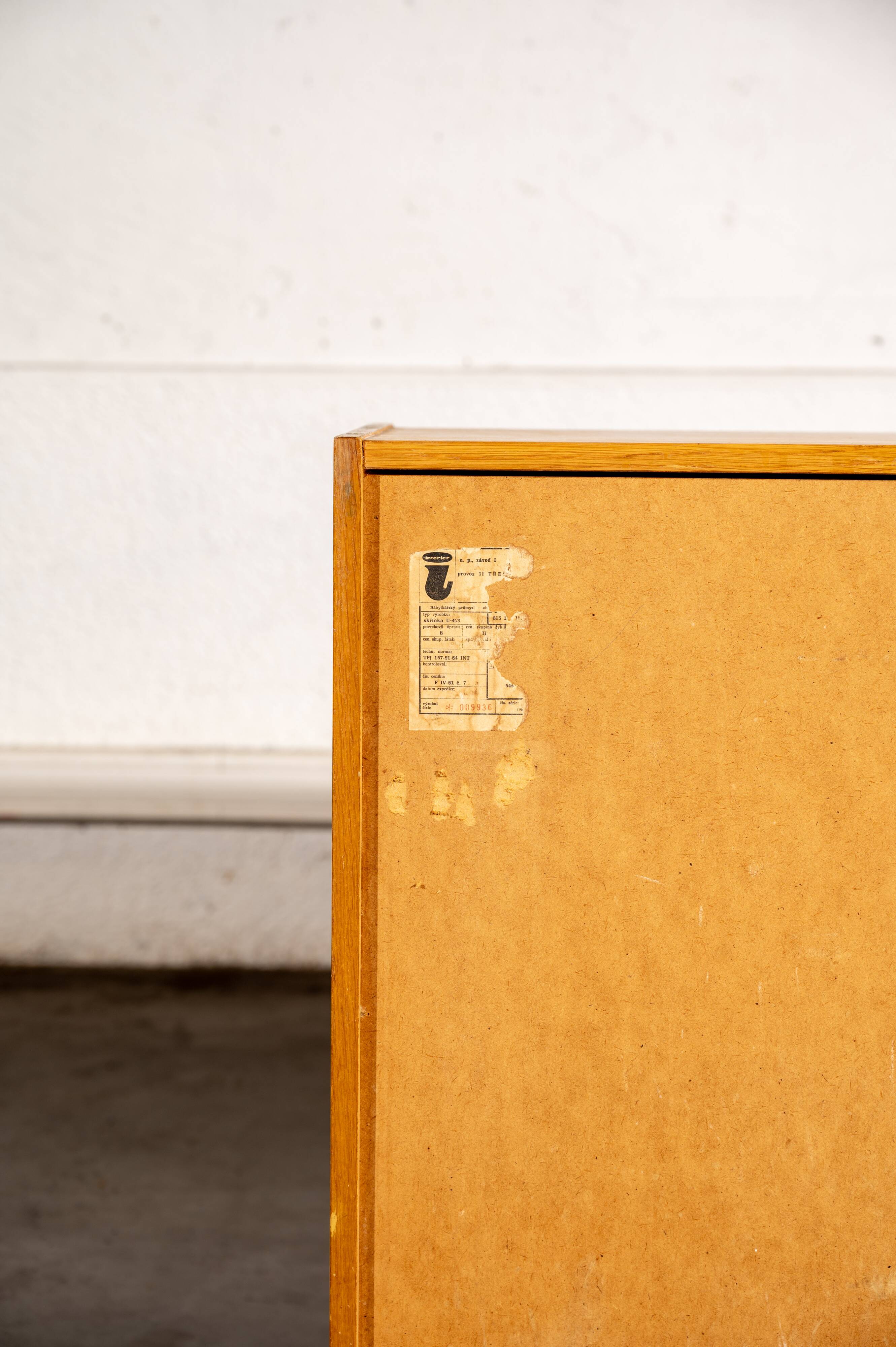 Jiroutek chest of drawers