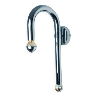 Space-age tubular wall lamp, chromed metal, Italy, 1970
