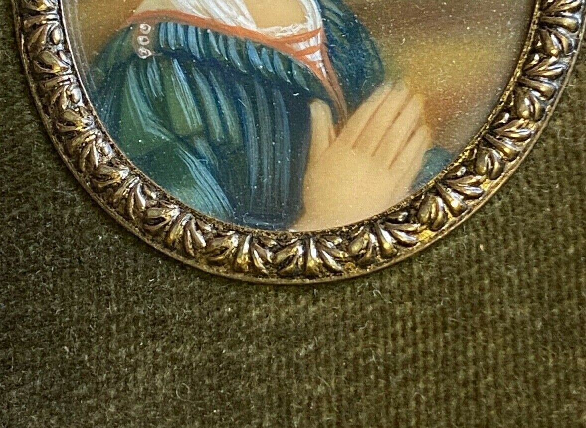 Miniature vierge en priere 1900 velours rose dore peinte a la main