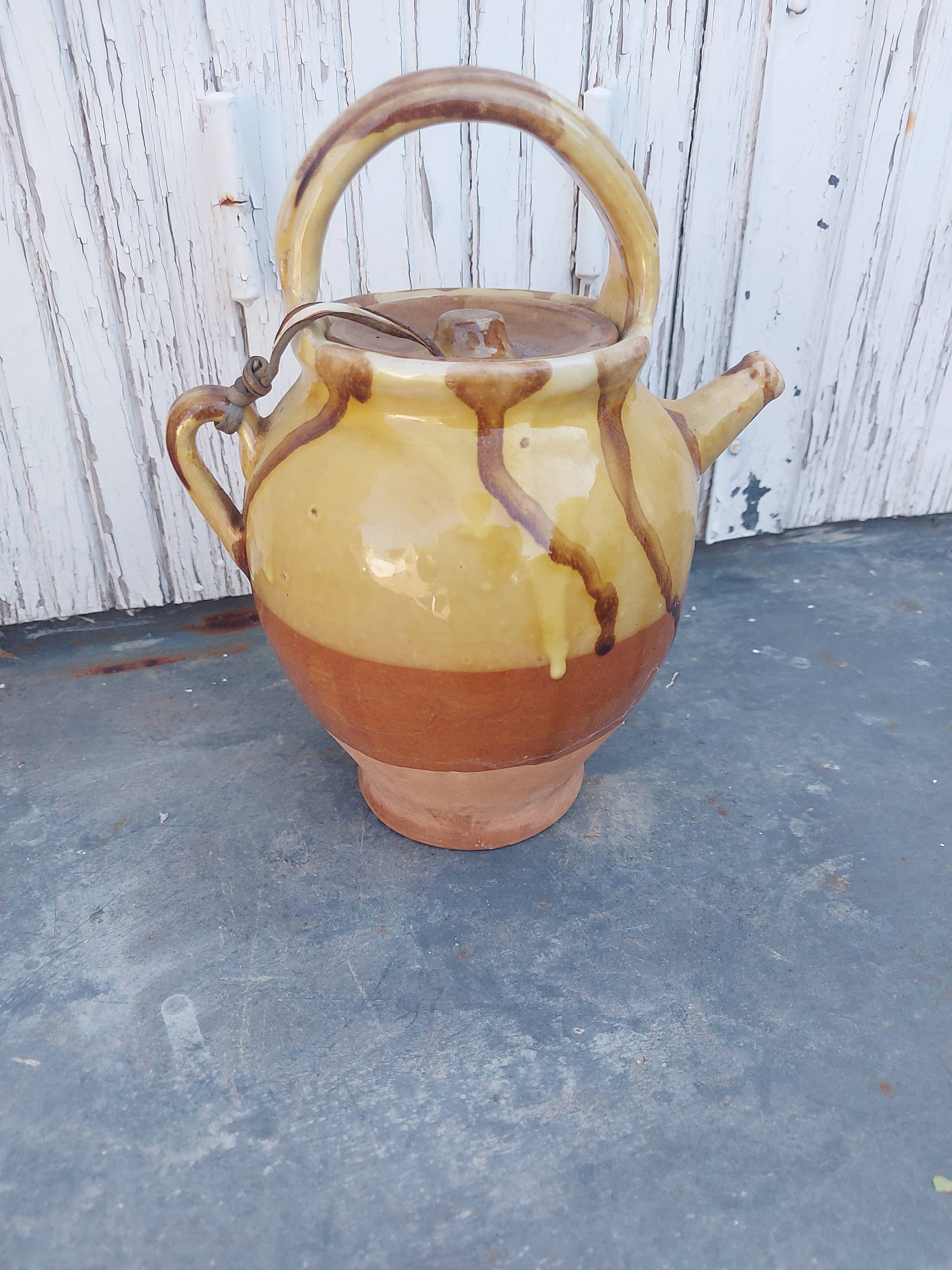 Ceramic jug, gargoulette, provence