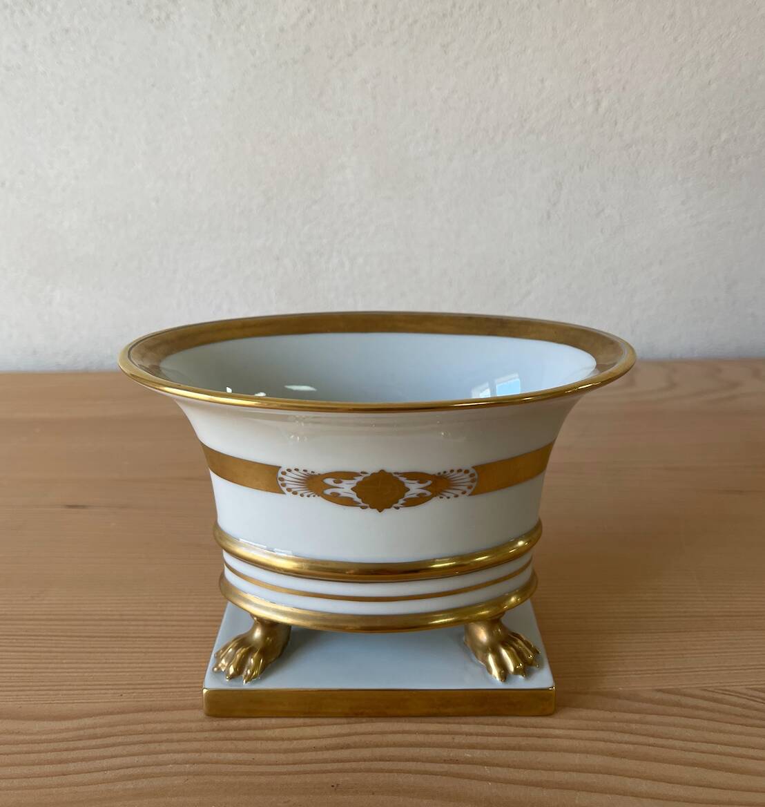 Ancient vase or planter in Porcelain HEREND-HUNGARY