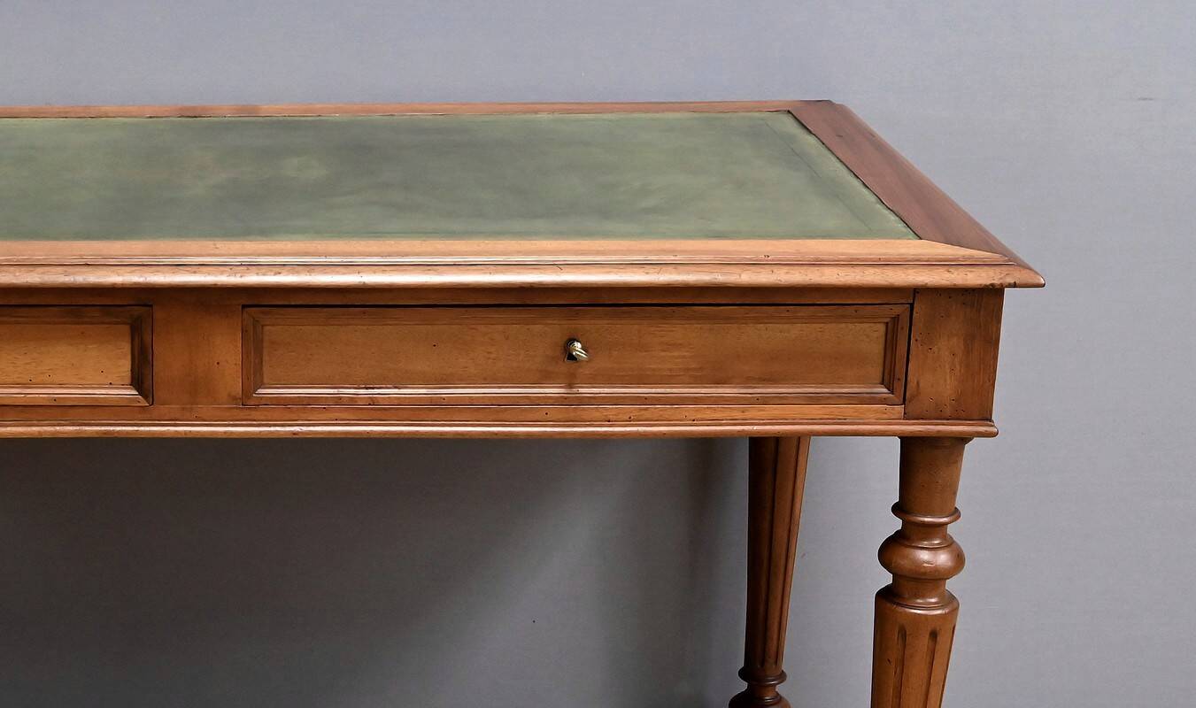 Walnut desk, Louis-Philippe style – Early 20th century