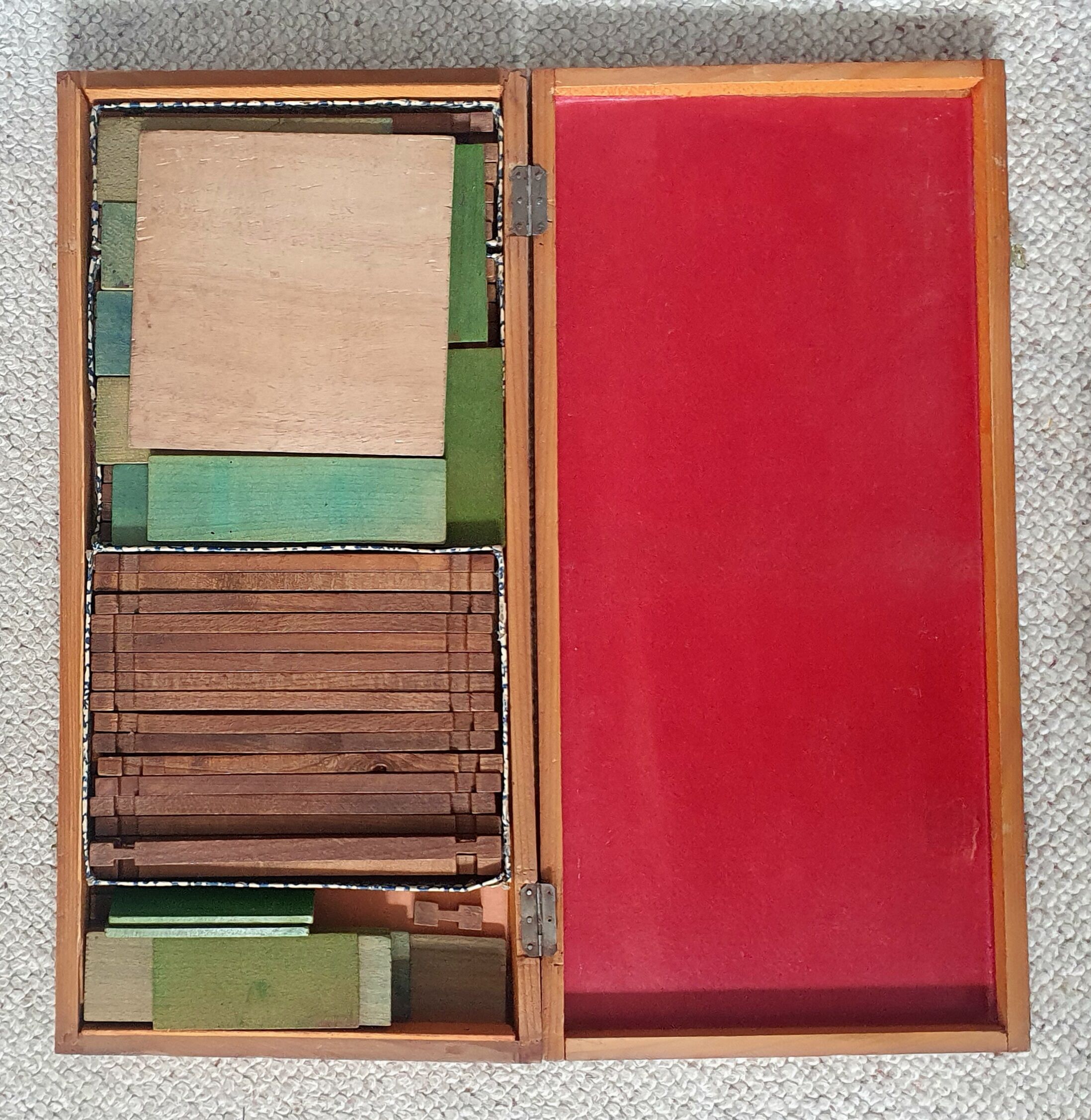 Forest house Wooden toy 50s