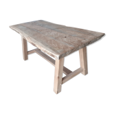 Farm table