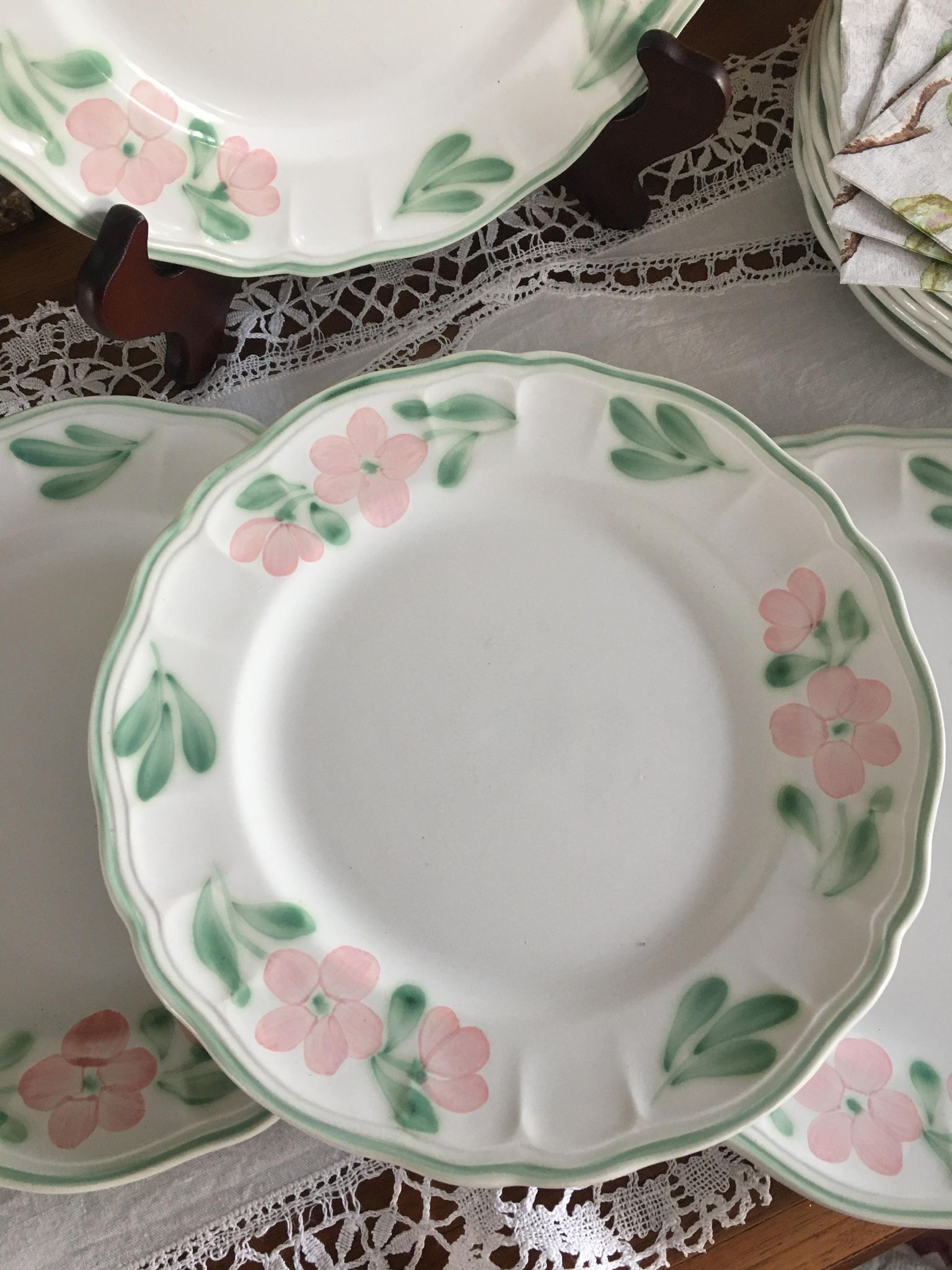 6 vintage dessert plates, Salins France