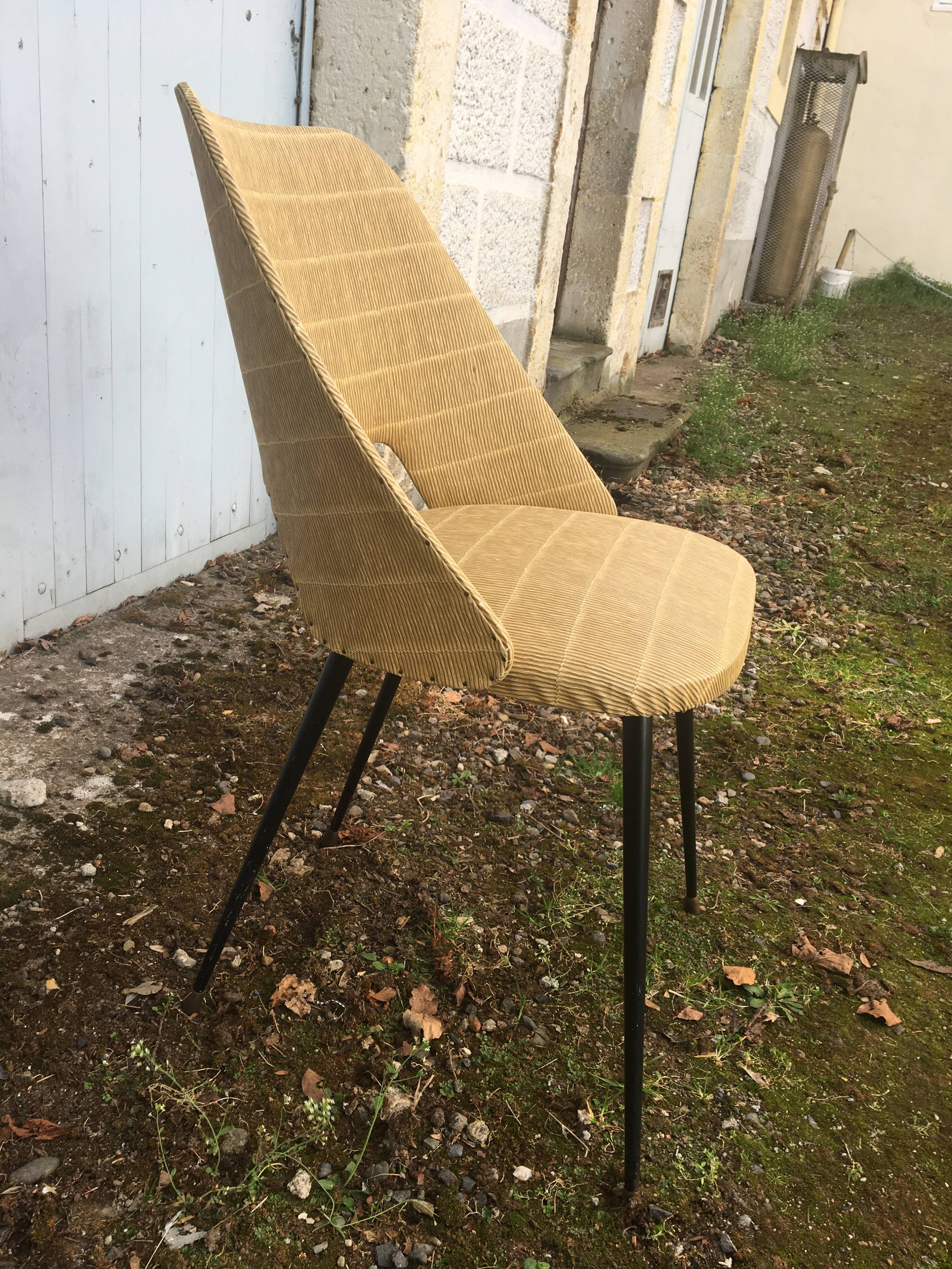 Vintage barrel chair