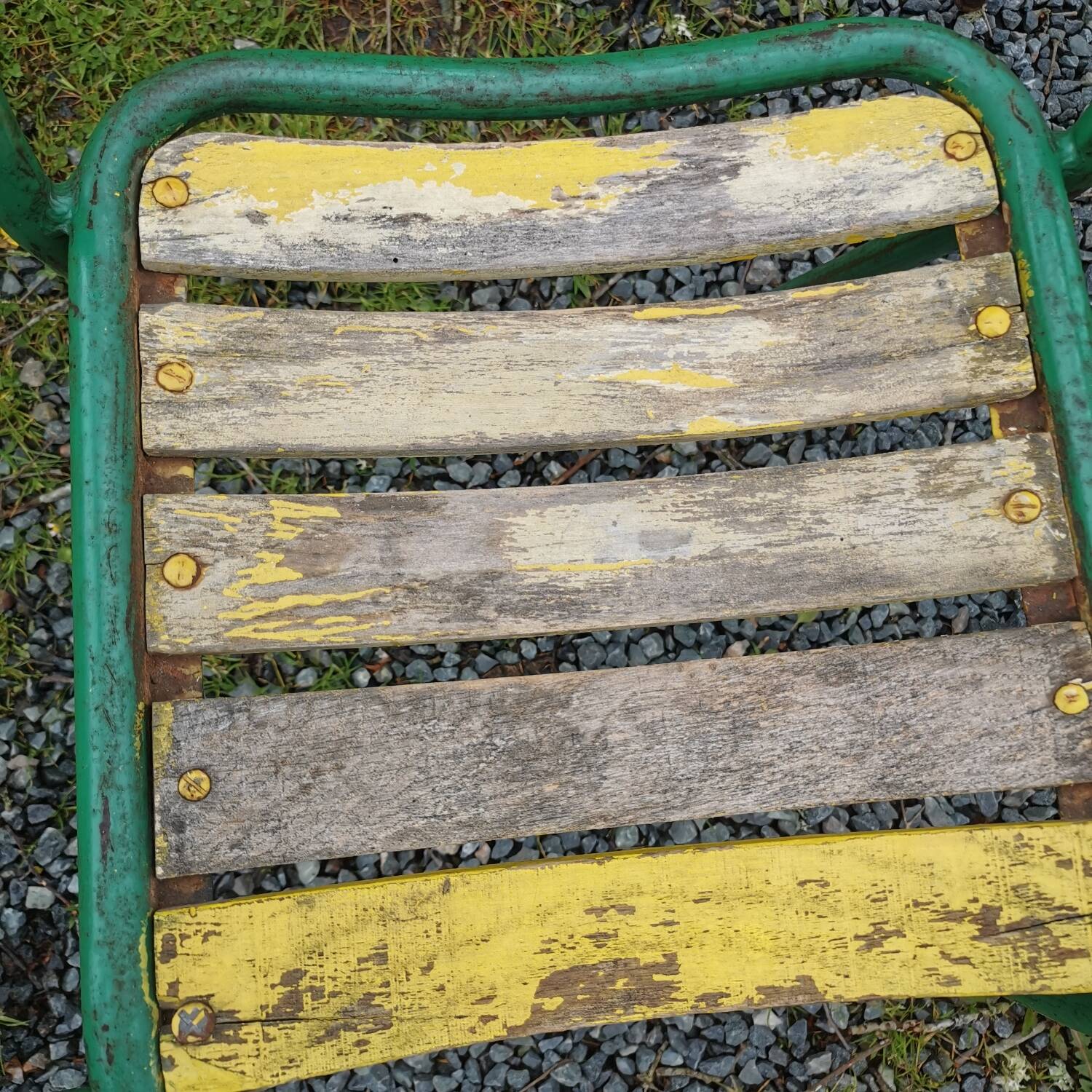 Set of 4 metal bistro chairs tolix style