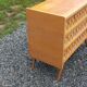Vintage chest of drawers in light oak and rattan with tapered legs, 3 drawers from the 1950s.