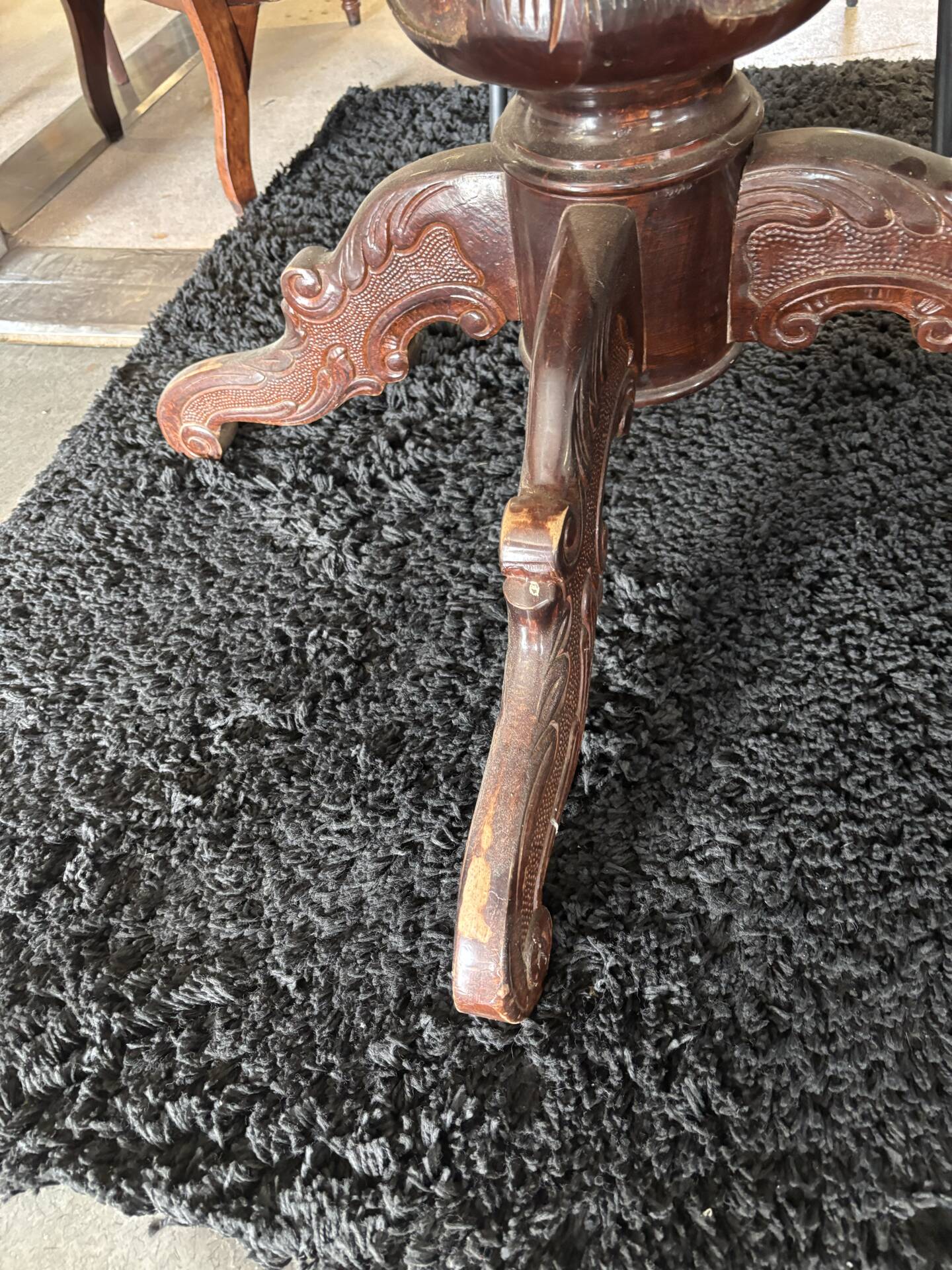 Oval table with marquetry top