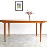 Table by McIntosh – double butterfly extensions