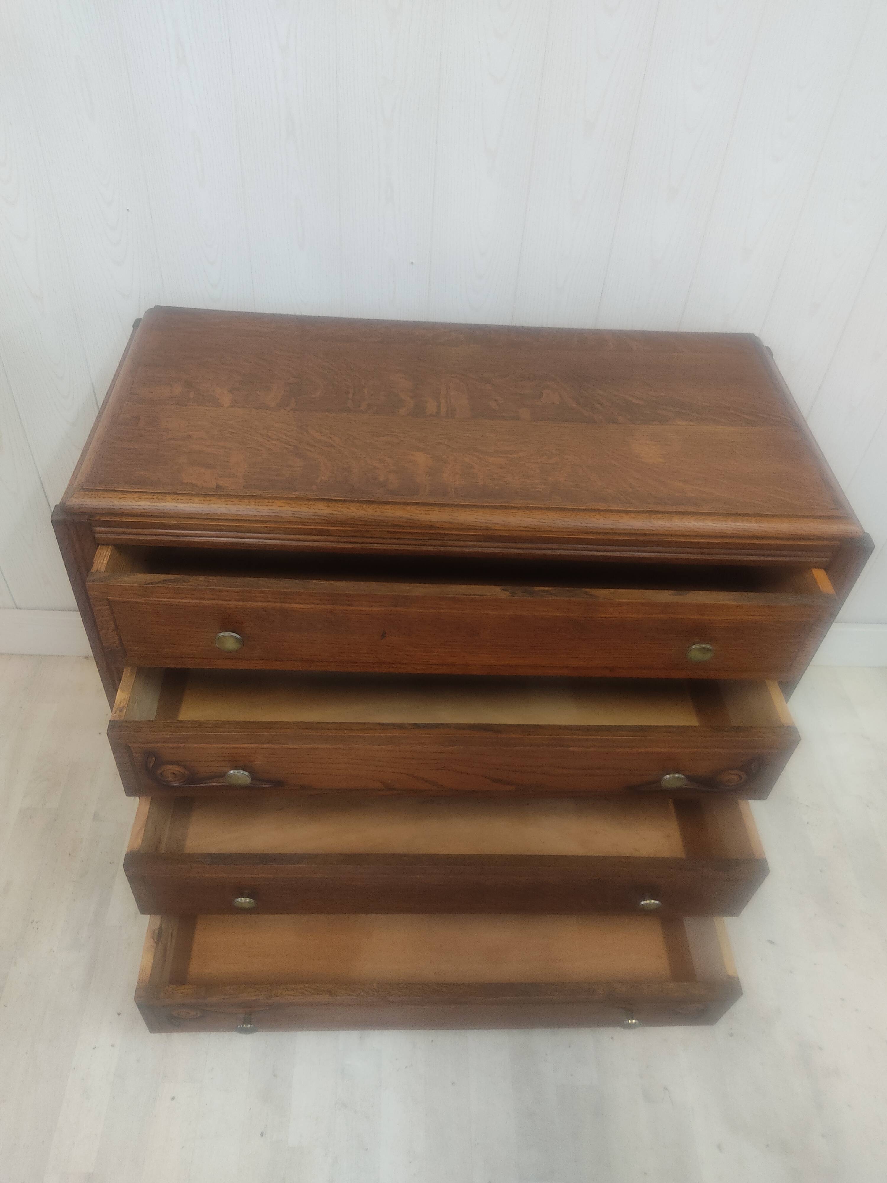 Vintage dresser compass feet 50s