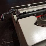 Machine à écrire Barrett de Makajima model 2000