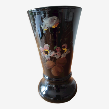 Black opaline vase