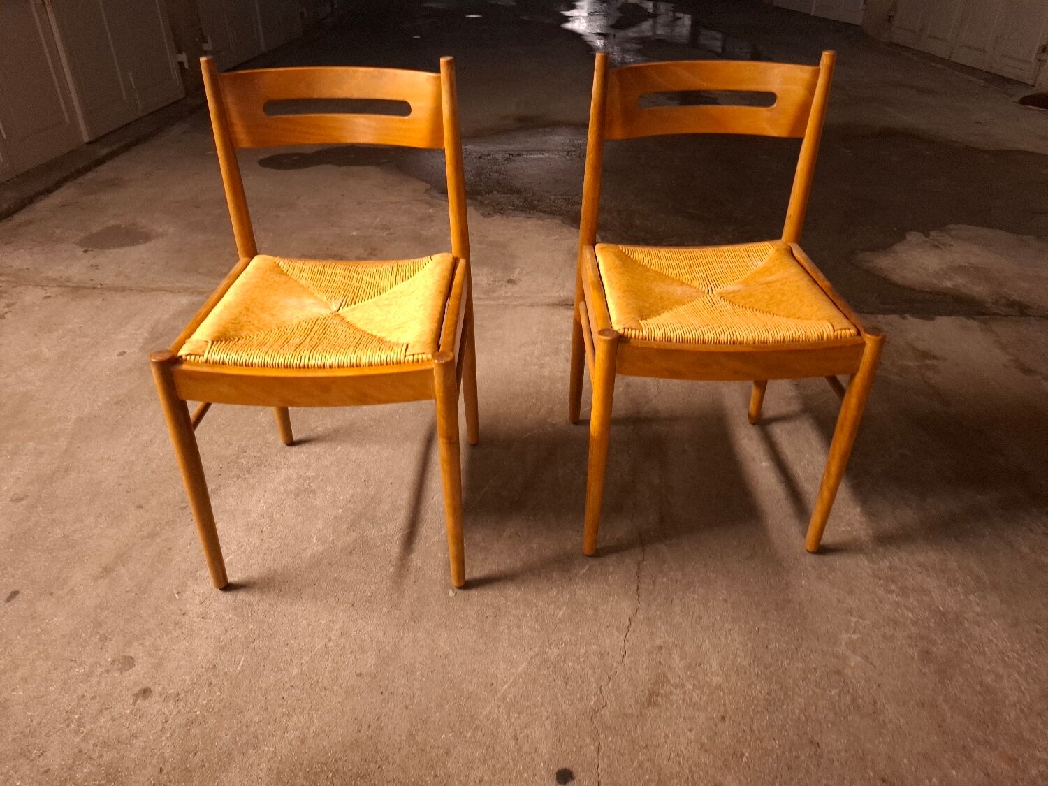 Set of two Dal Vera chairs from the 1970s, Italy.