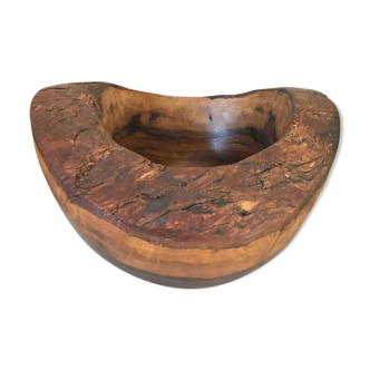 Trinket bowl in olive wood