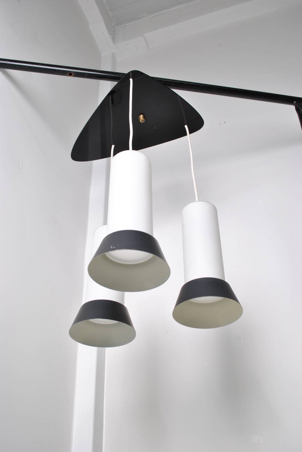 Suspension 3 opalines 1960