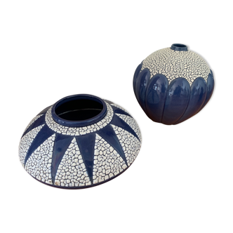 Vase and cup in ceramic Saint Clément blue color