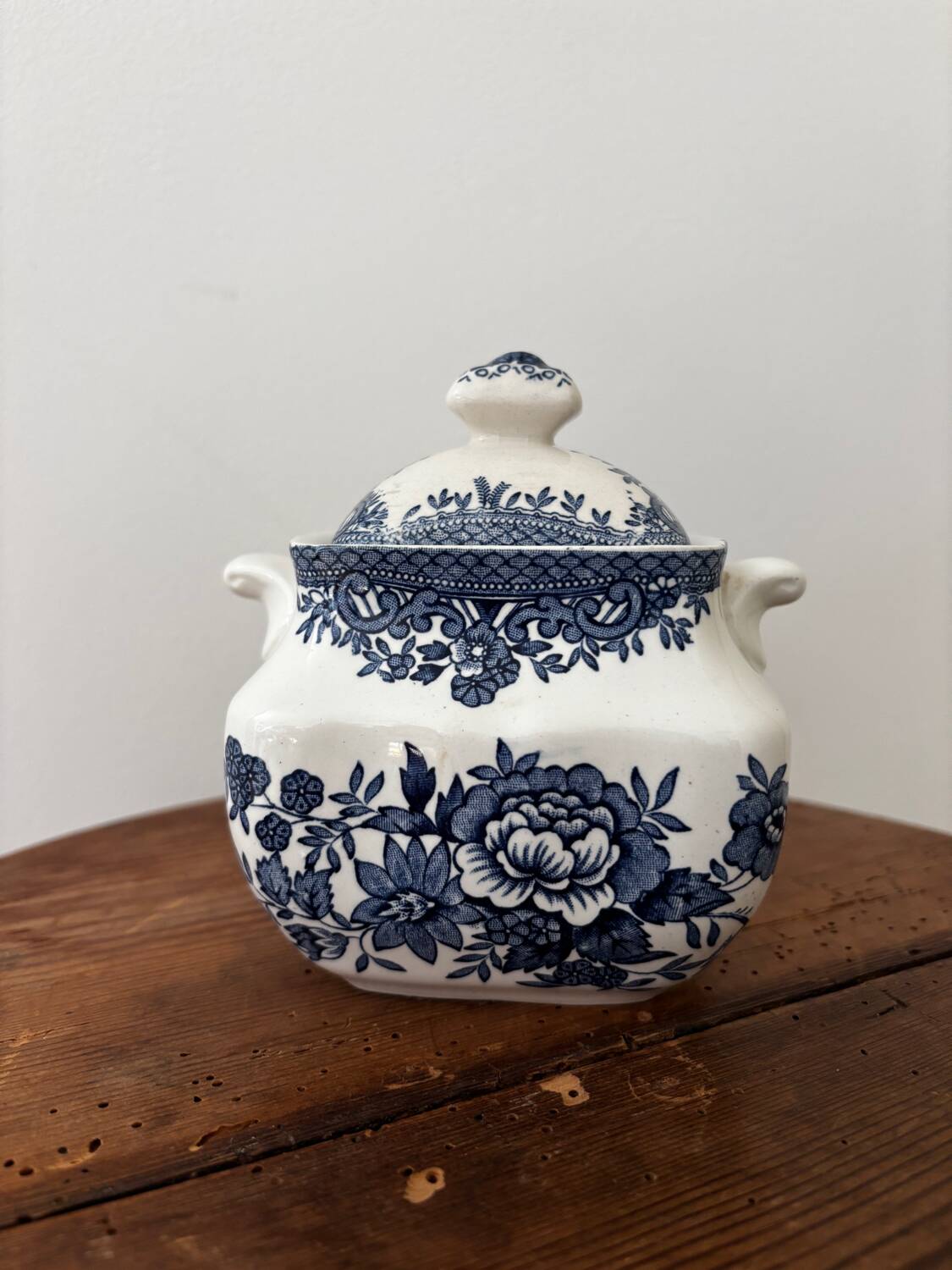 Sugar bowl in English porcelain Enoch Wedgwood Asiatic Pheasants