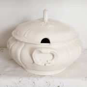 Soupière blanche Villeroy et Boch,   , en faïence