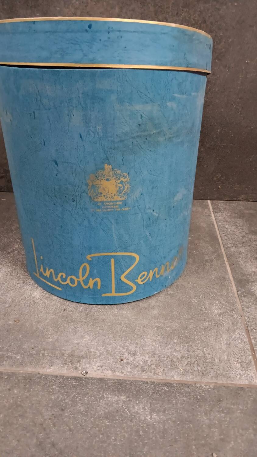Lincoln bennett english hat box