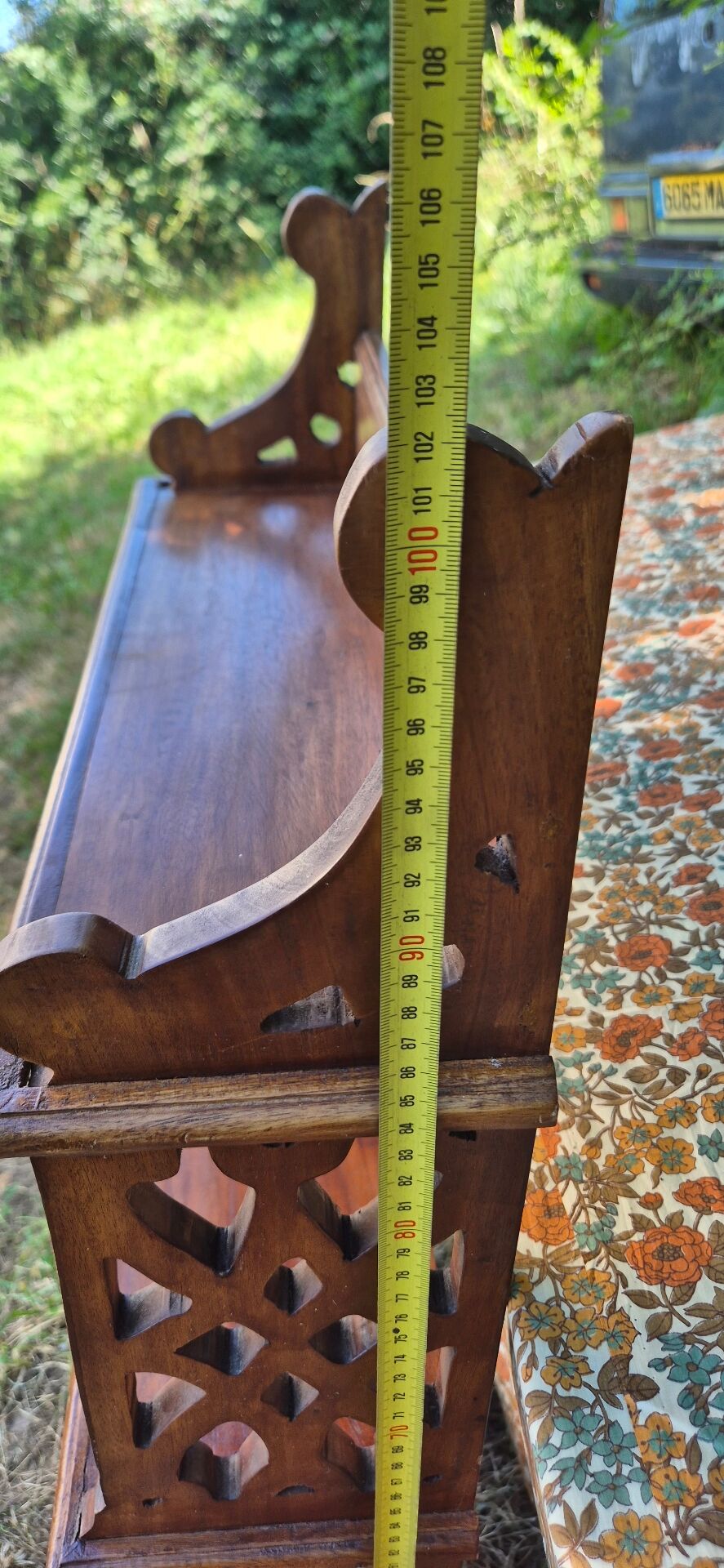 Vintage wall shelf in oriental or Moorish style, handcrafted by a cabinetmaker.